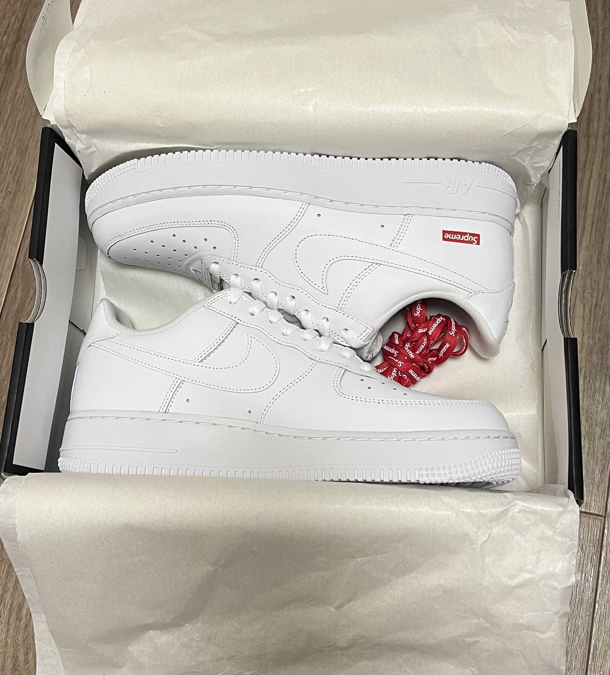 Supreme × Nike Air Force 1 Low "White"
