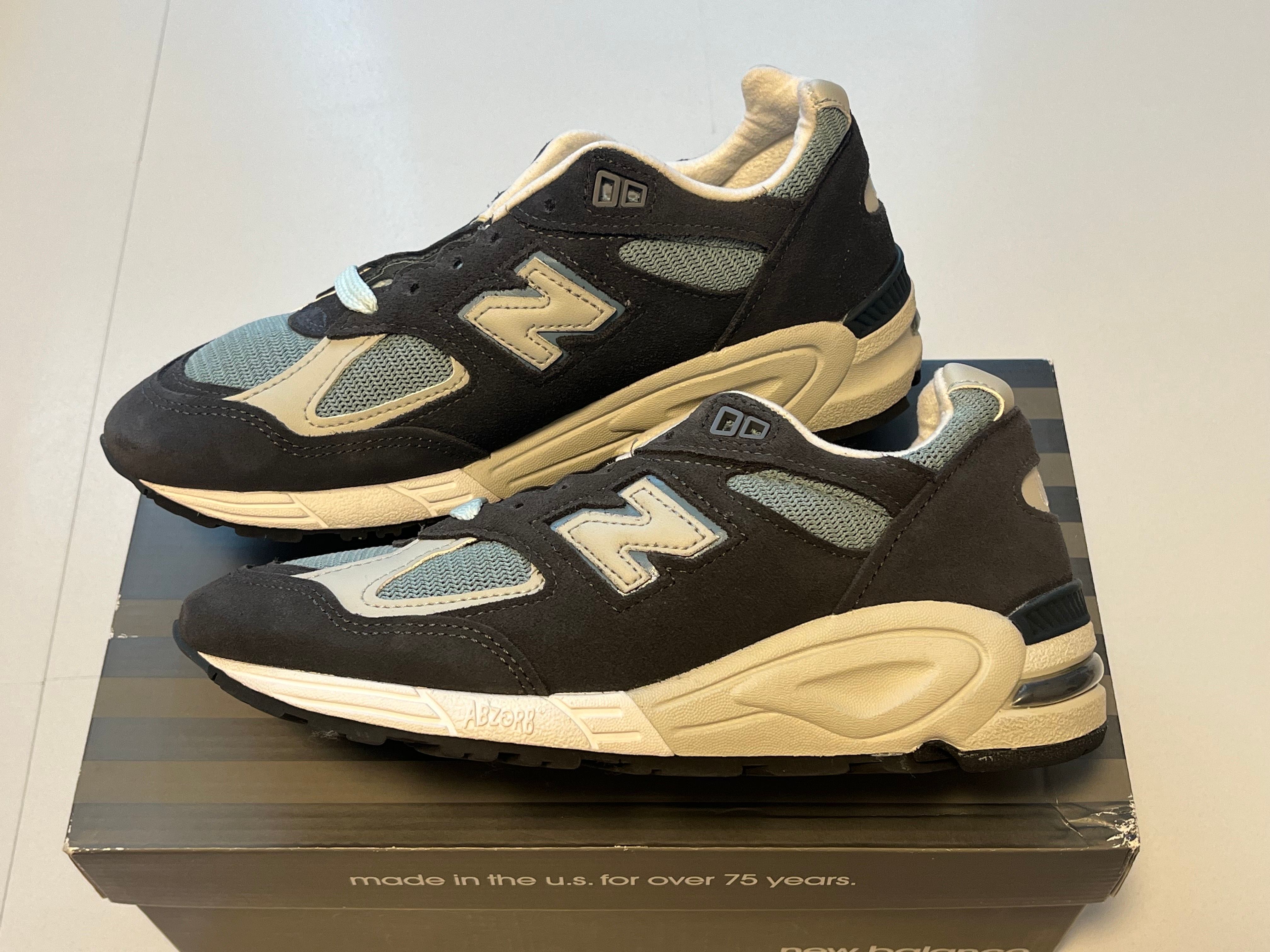 KITH Ronnie Fieg × New Balance 990V2 "Steel Blue"