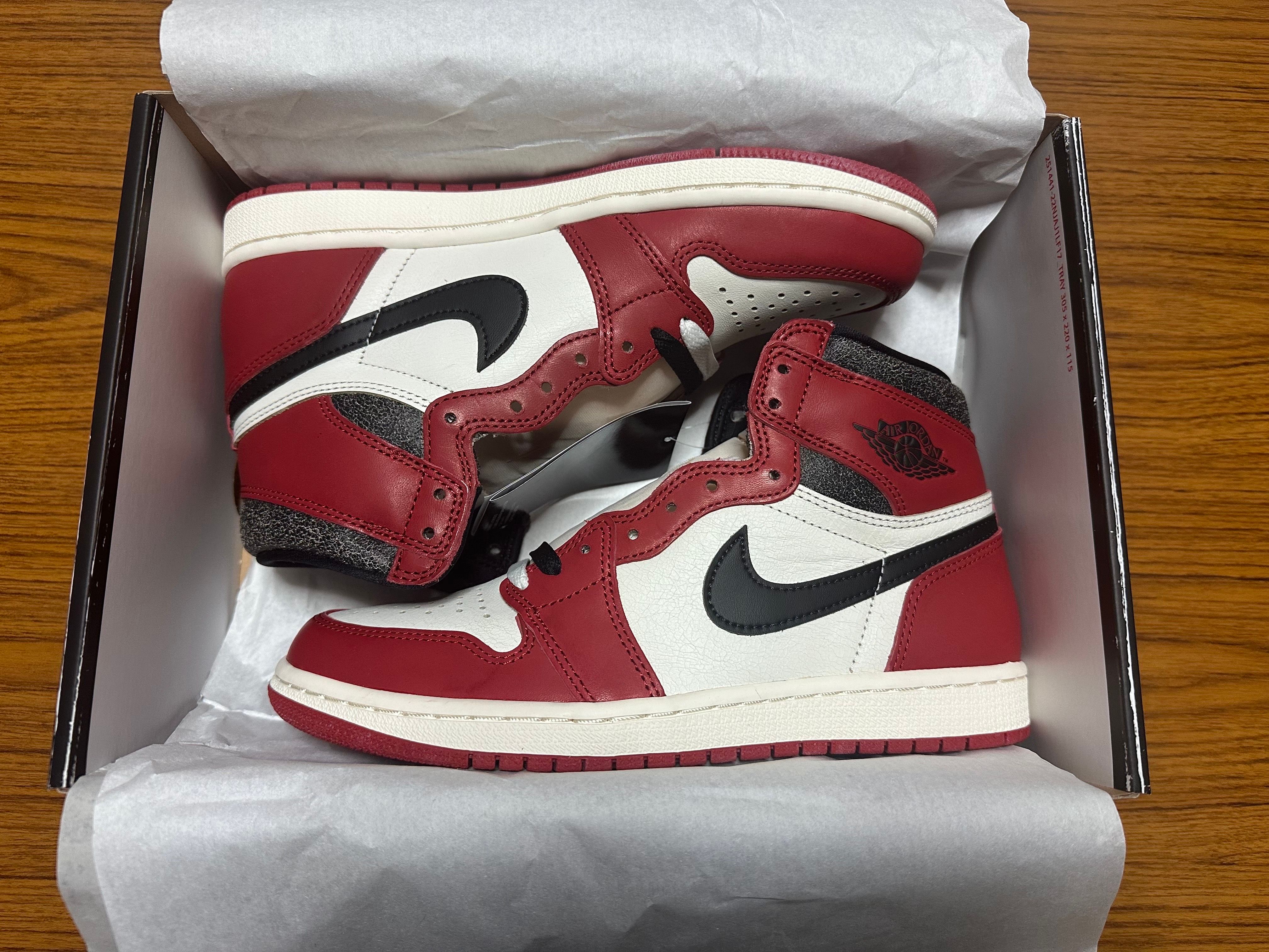 Nike Air Jordan 1 High OG "Lost & Found/Chicago"