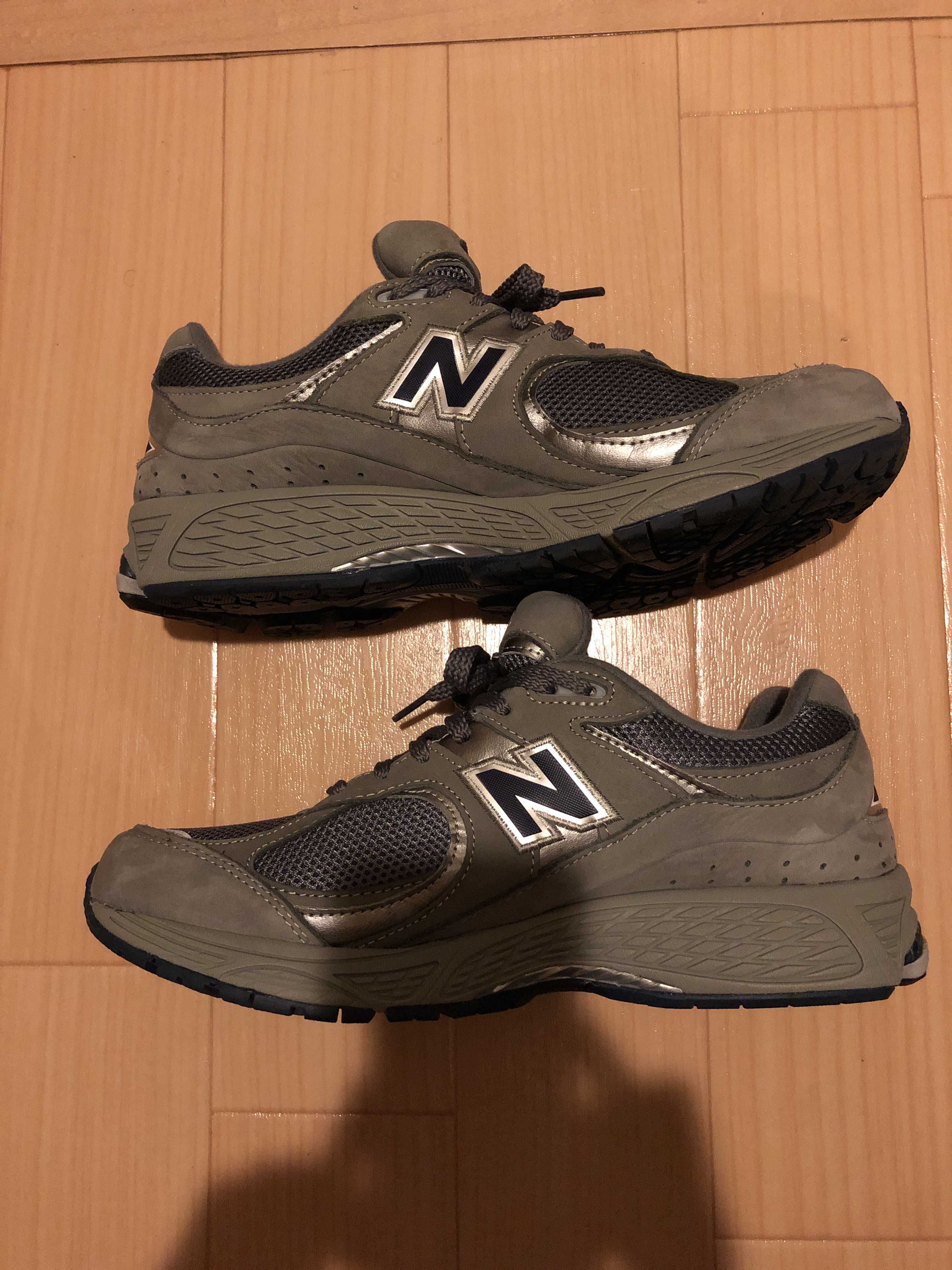 New Balance 2002R "Gray"