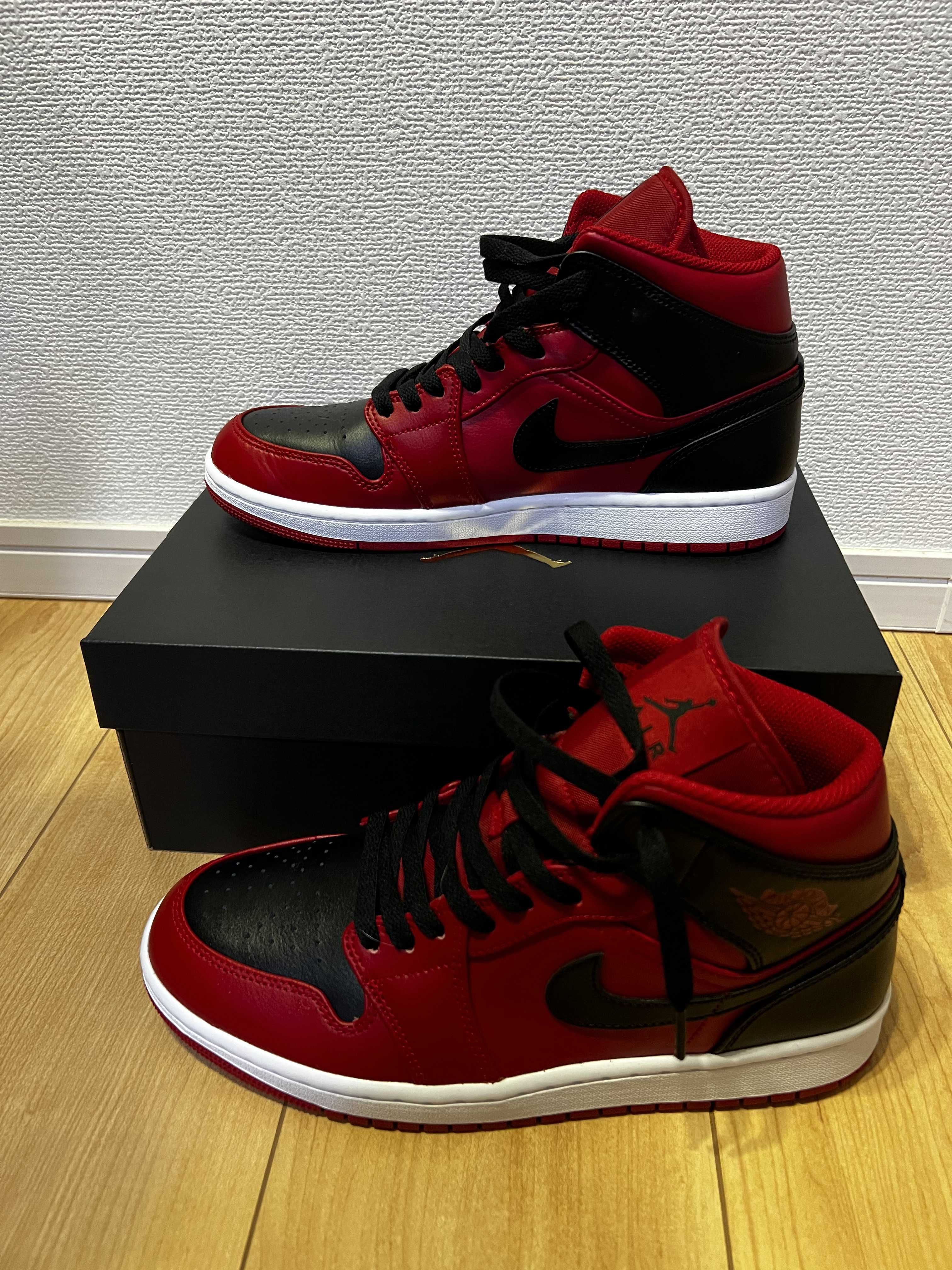 Nike Air Jordan 1 Mid "Reverse Bred"