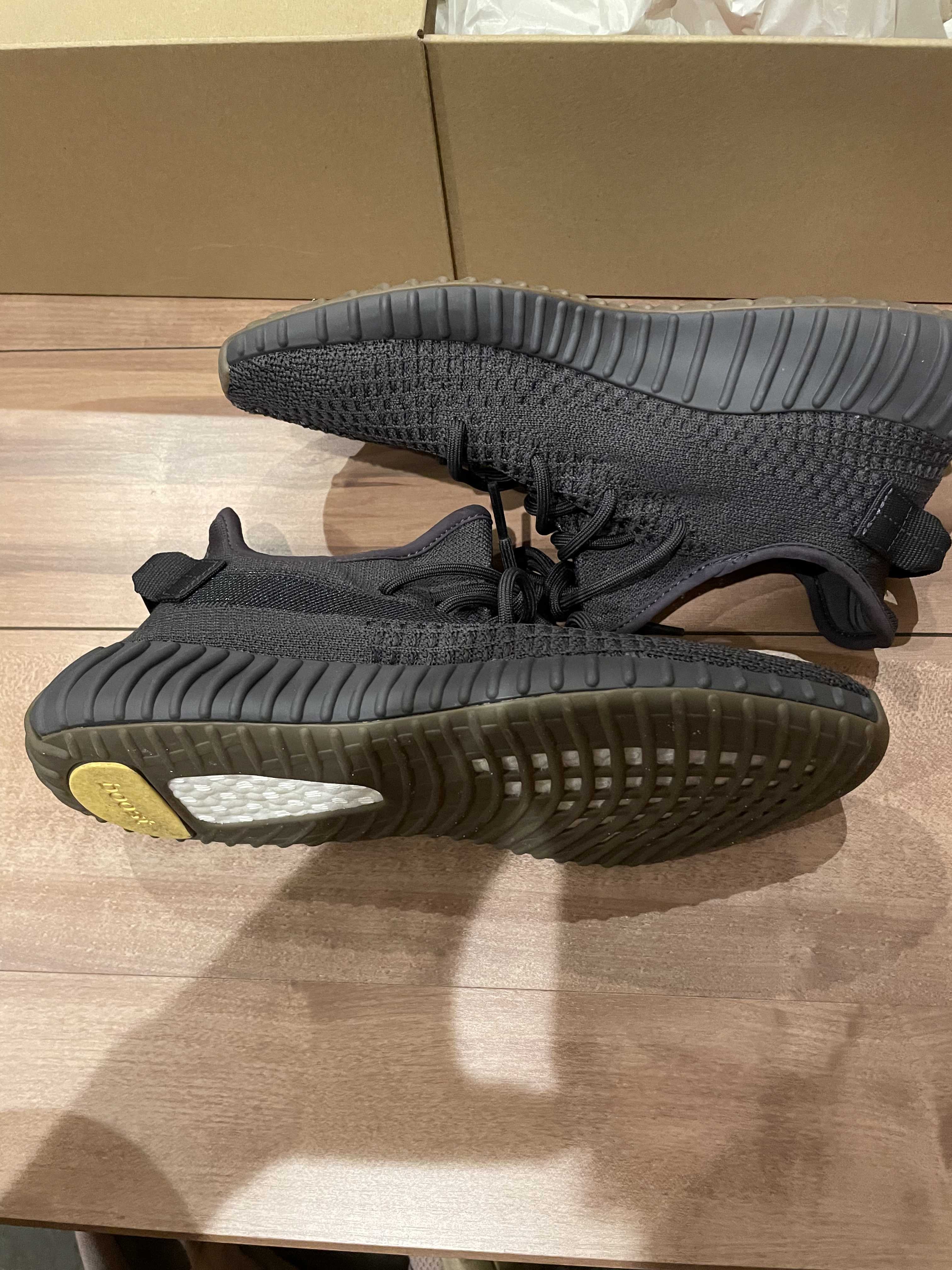  adidas YEEZY Boost 350 V2 "Cinder"