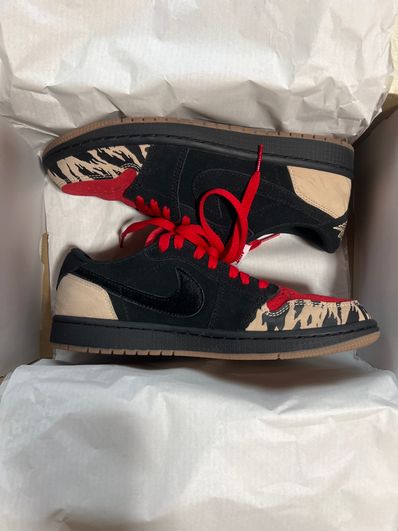 Sole Fly × Nike Air Jordan 1 Low "Black and Sport Red"