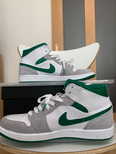 Nike Air Jordan 1 Mid "Green Grey White"