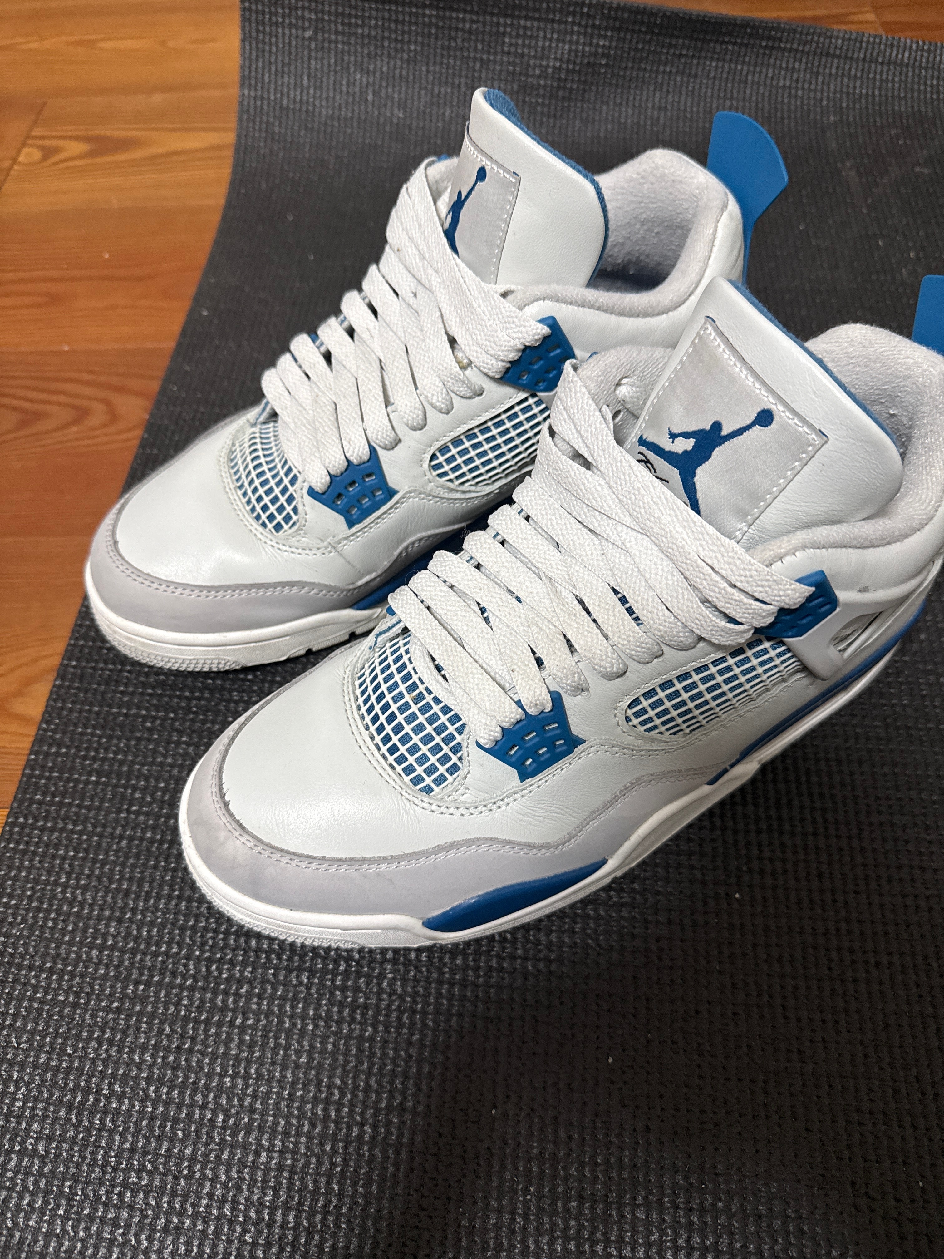 Nike Air Jordan 4 Retro "Industrial Blue"