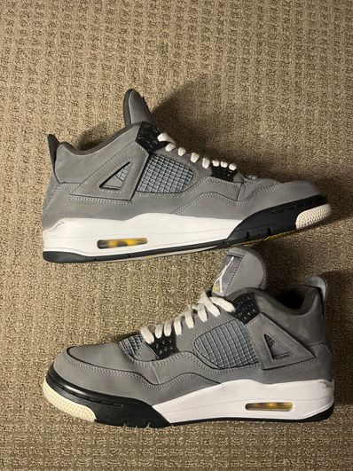 Nike Air Jordan 4