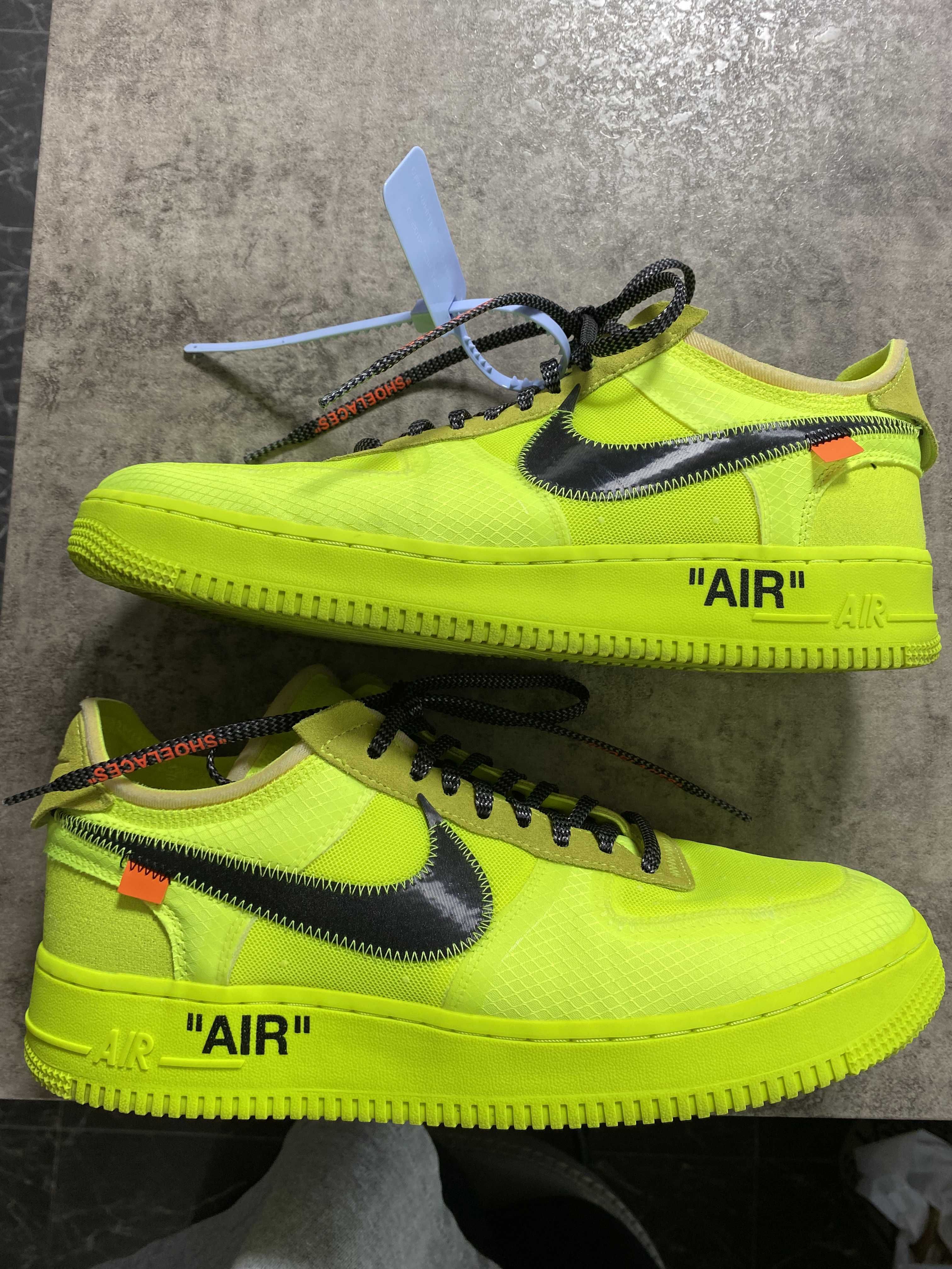 Off-White × Nike Air Force 1 Low "Volt"