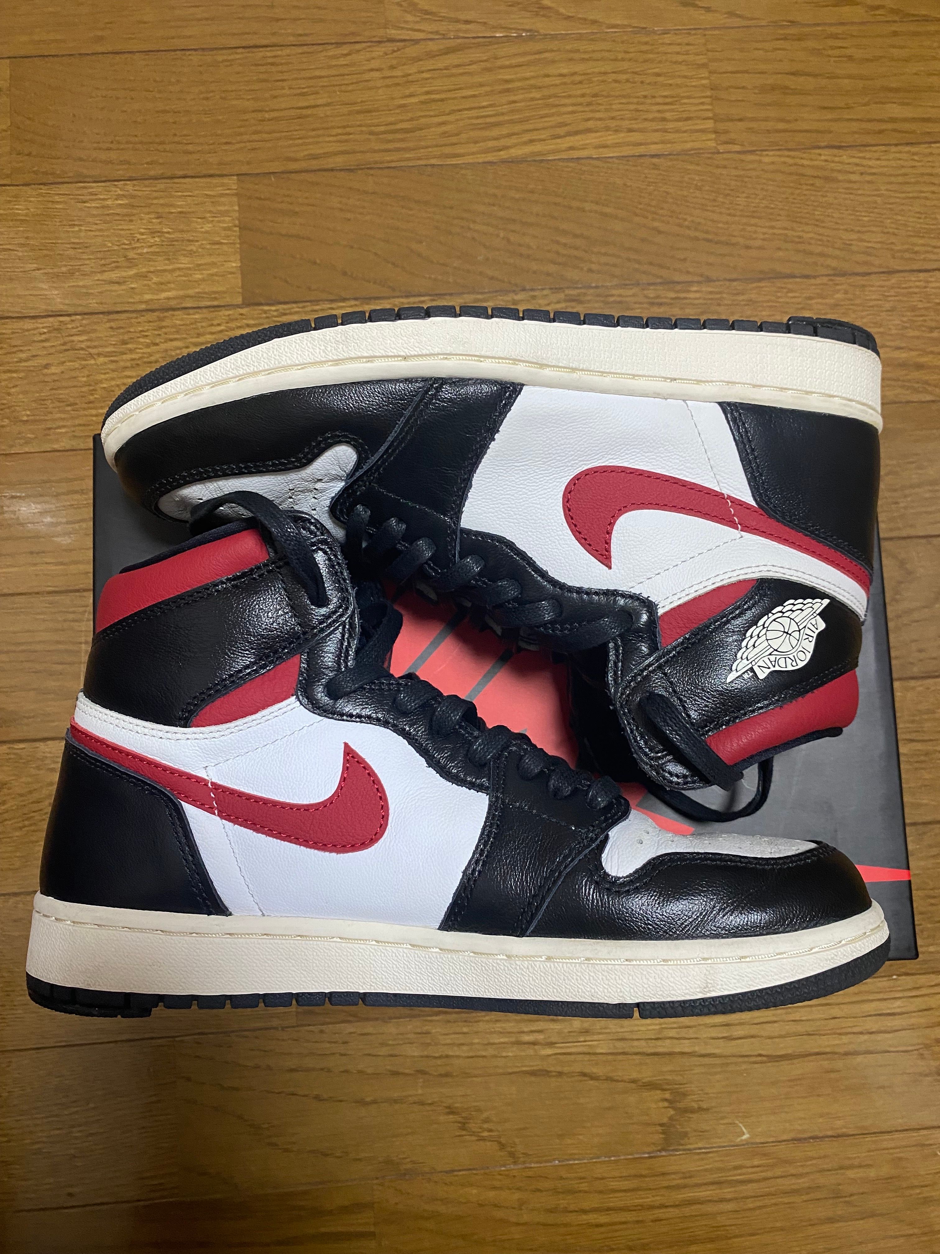 Nike Air Jordan 1 Retro High "Black/White/Sail/Gym Red"
