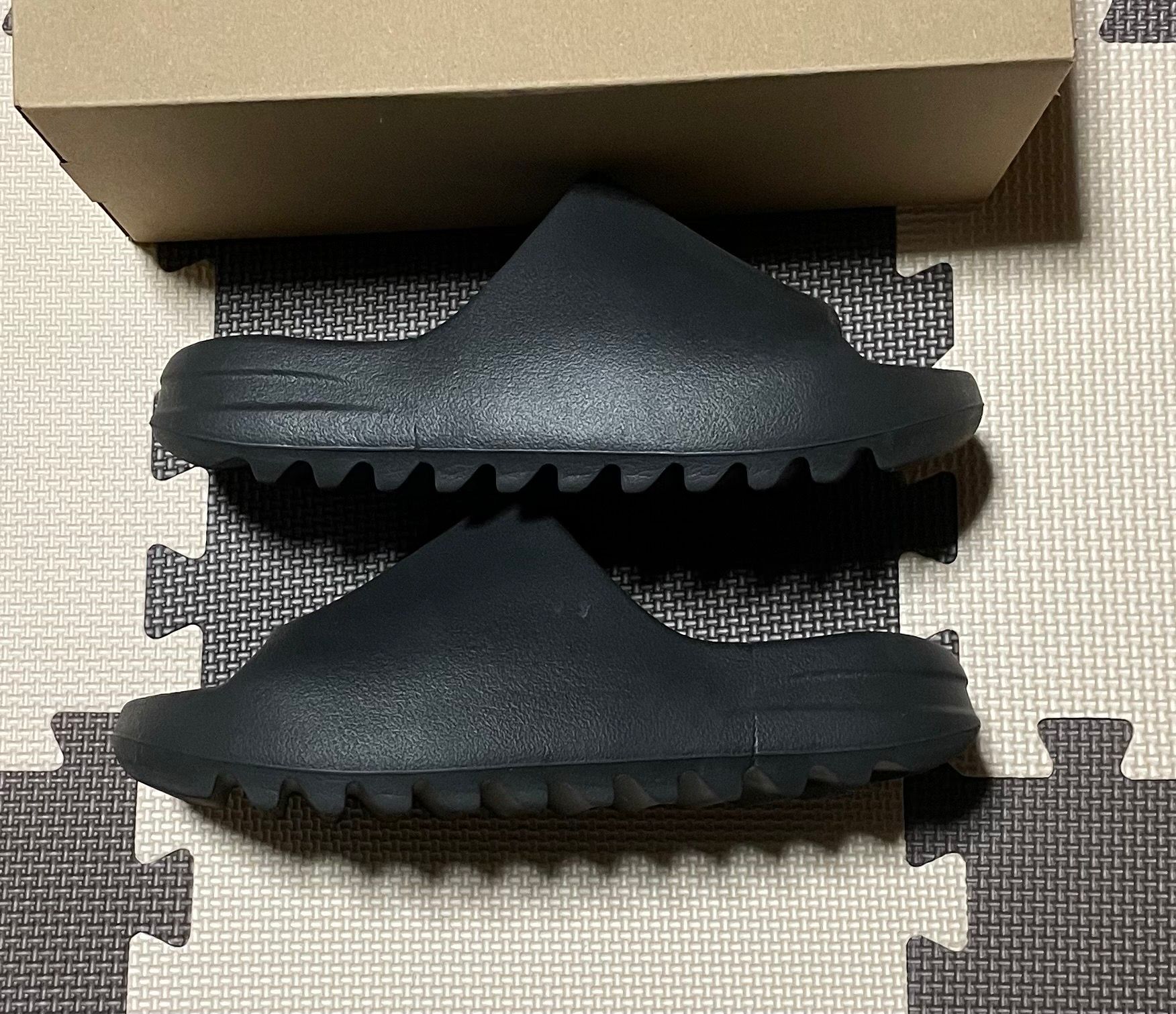 adidas YEEZY Slide "Onyx"