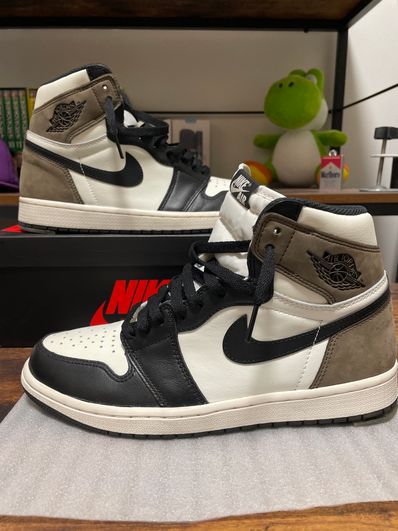 Nike Air Jordan 1 High OG "Sail/Dark Mocha/Black"