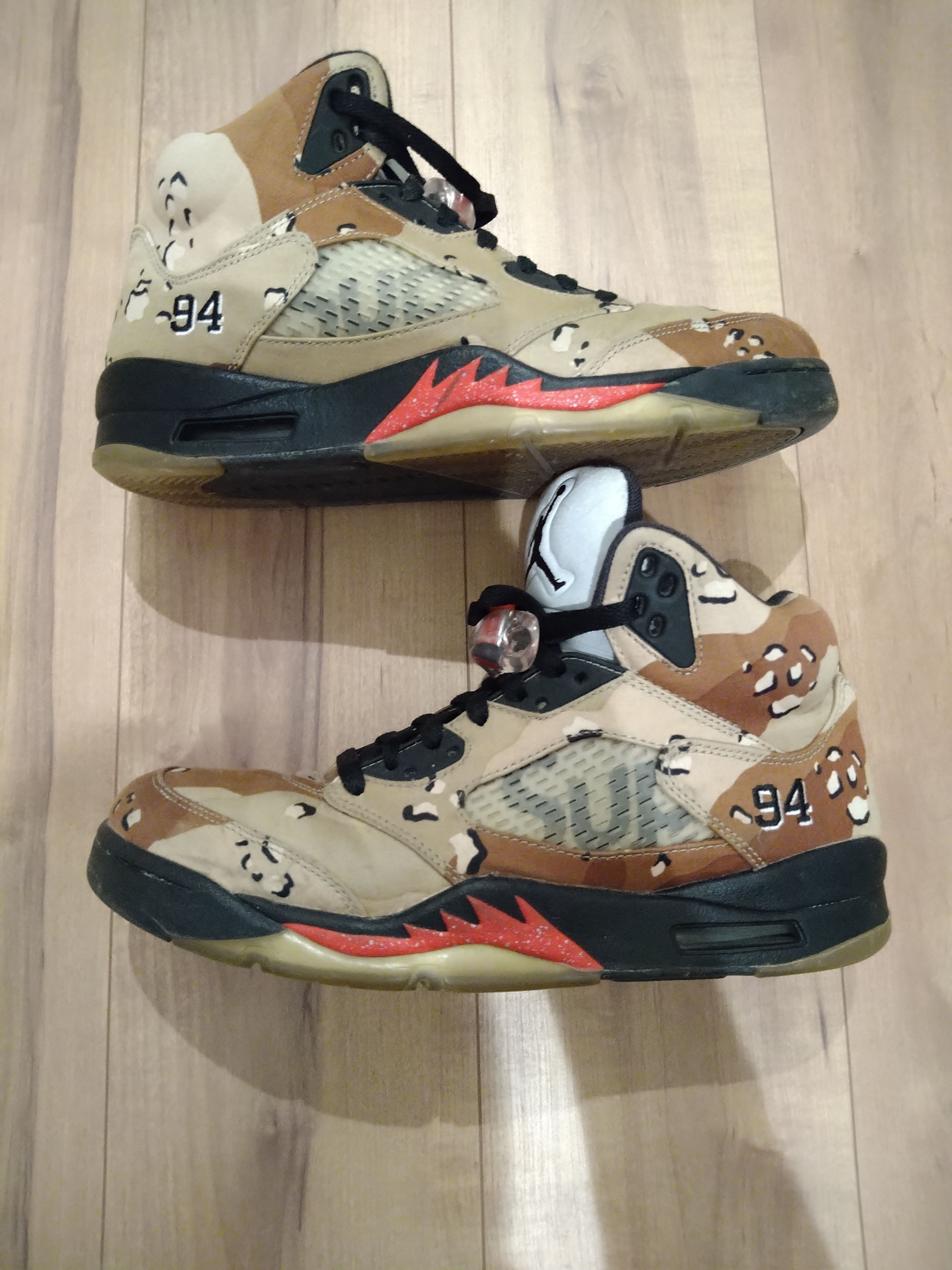 Supreme × Nike Air Jordan 5 Retro "Desert Camo"