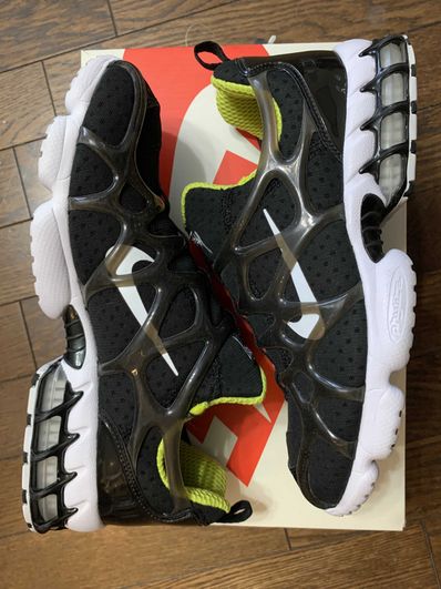 Stussy x Nike Air Zoom Kukini "Black/White/Bright Cactus"