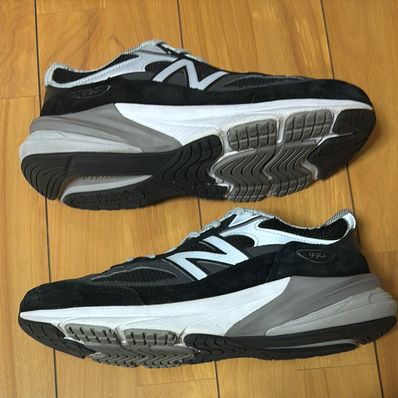 New Balance 990V6 "Black" (Heel NB Logo)