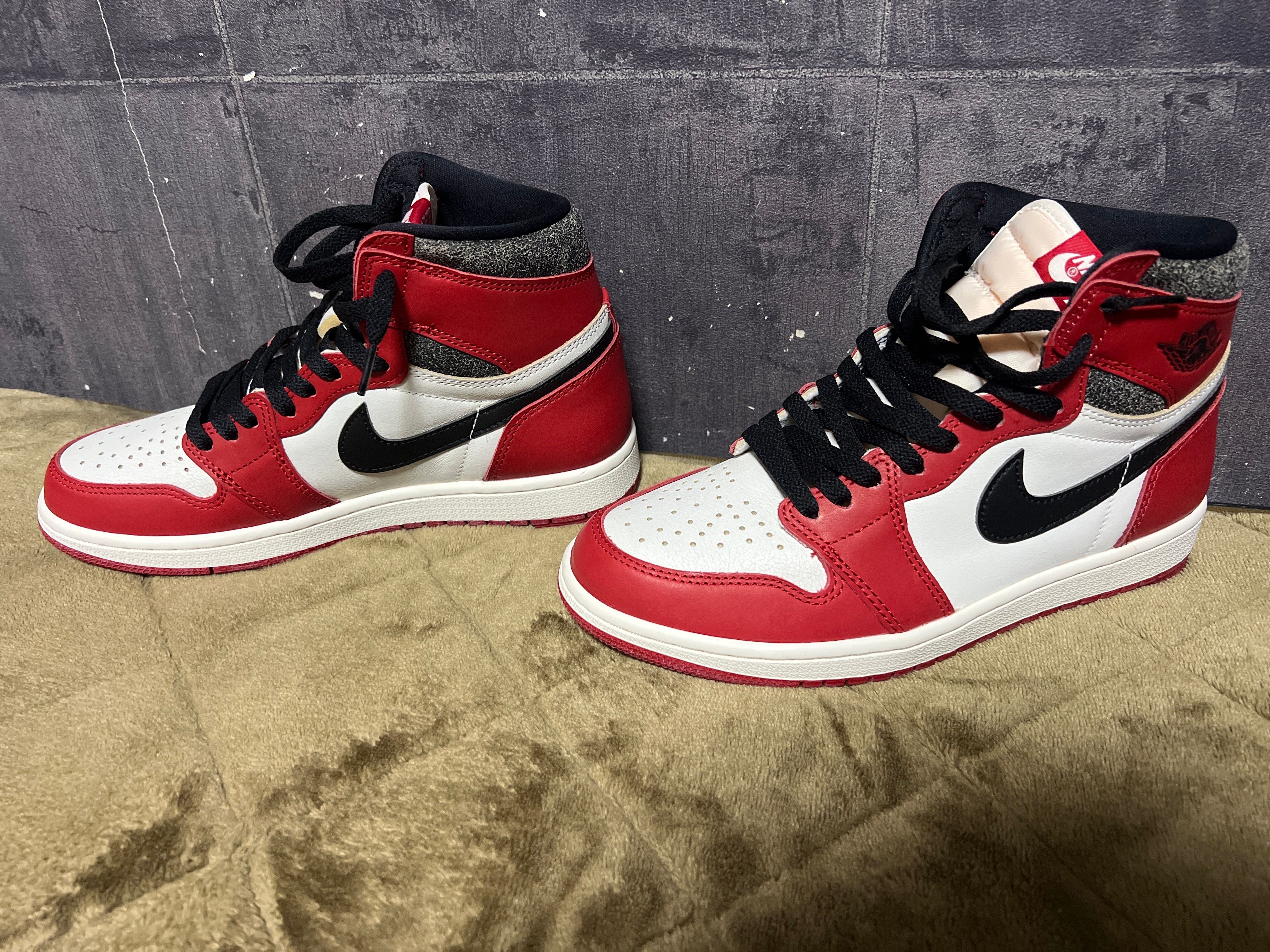 Nike Air Jordan 1 High OG "Lost & Found/Chicago"