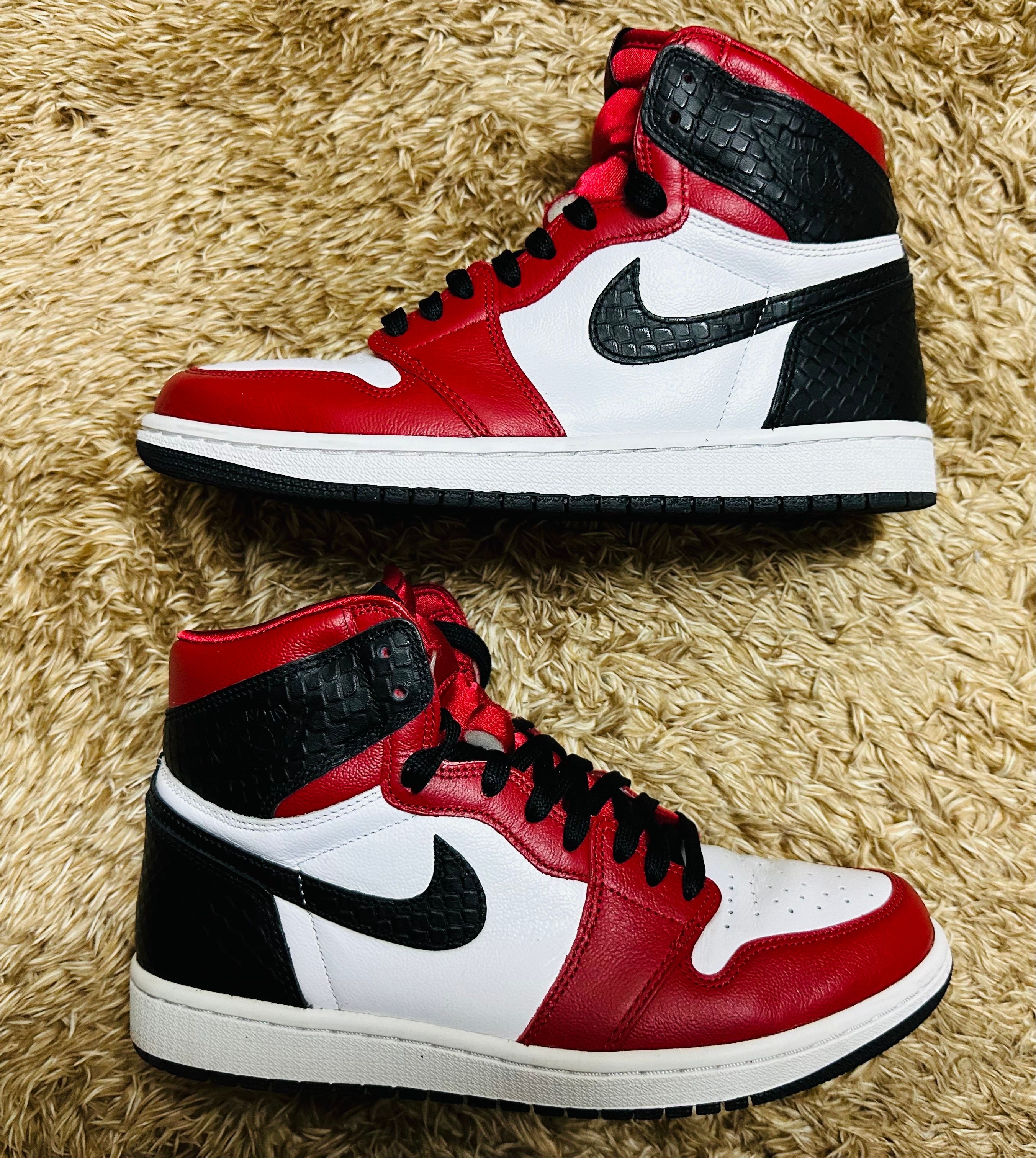 Nike Women's Air Jordan 1 High OG "Satin Red"