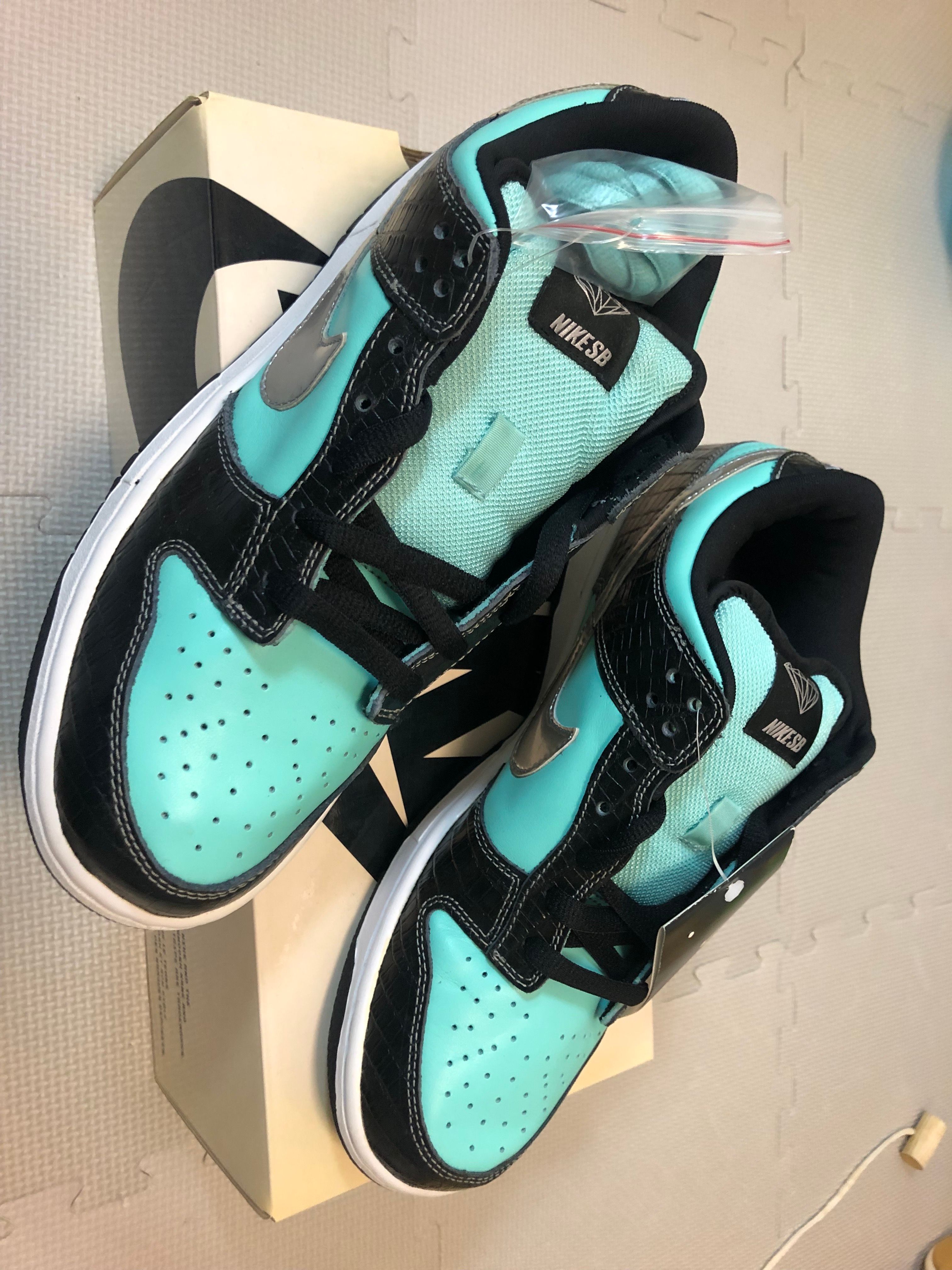 Nike SB Dunk Low Diamond Suppil Co. "Tiffany"