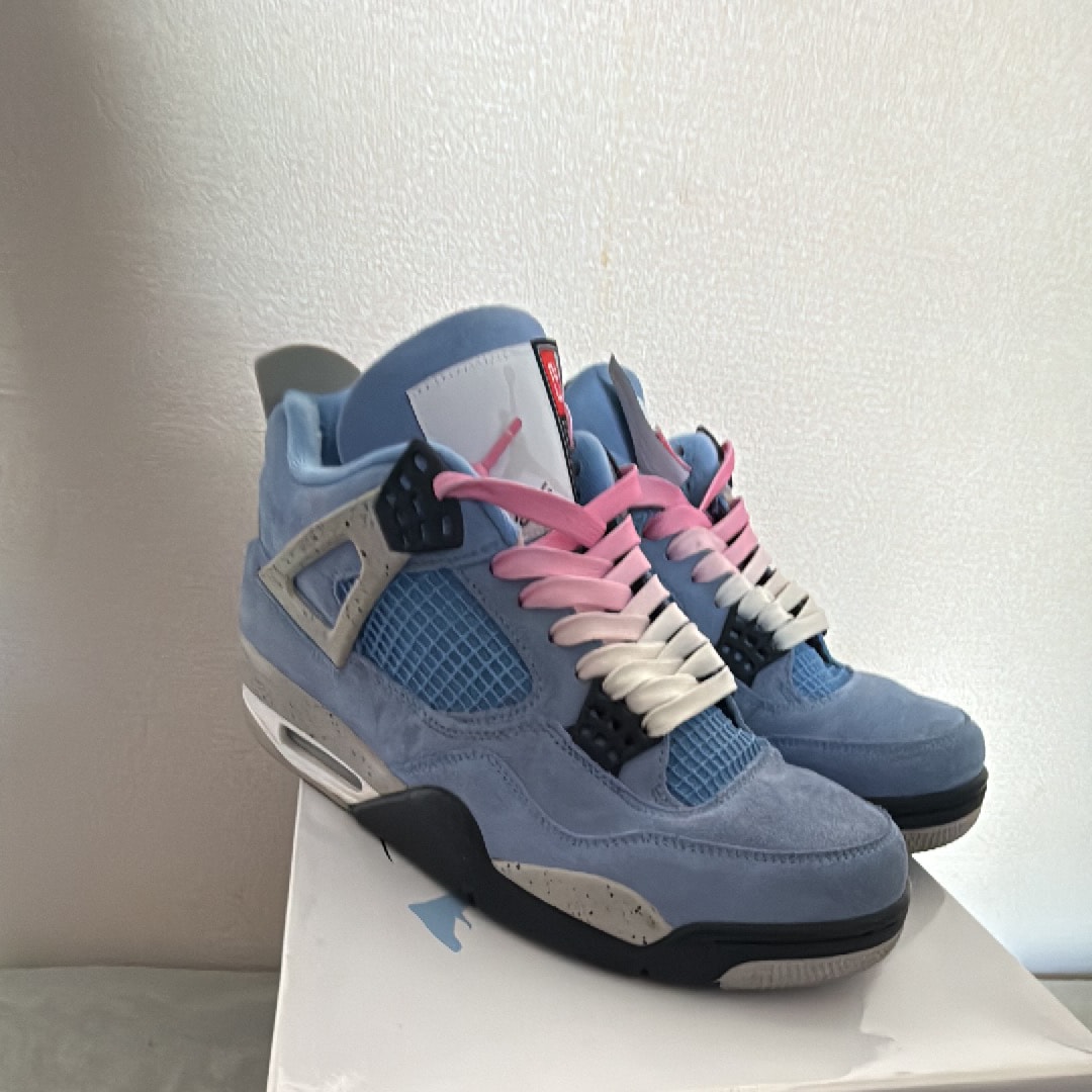 Nike Air Jordan 4 "University Blue"