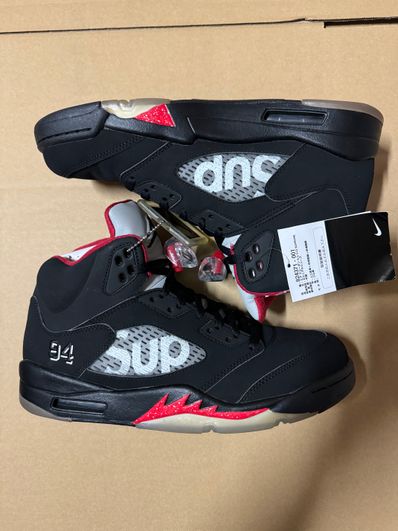Supreme × Nike Air Jordan 5 Retro "Black"