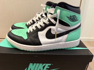 Nike Air Jordan 1 High OG "Green Glow"