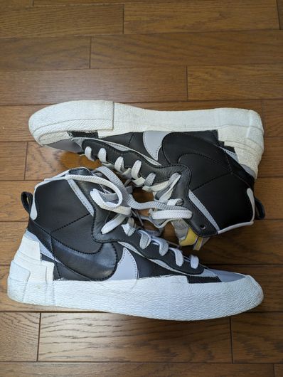 sacai × NIKE BLAZER MID "BLACK/WOLF GREY/WHITE"