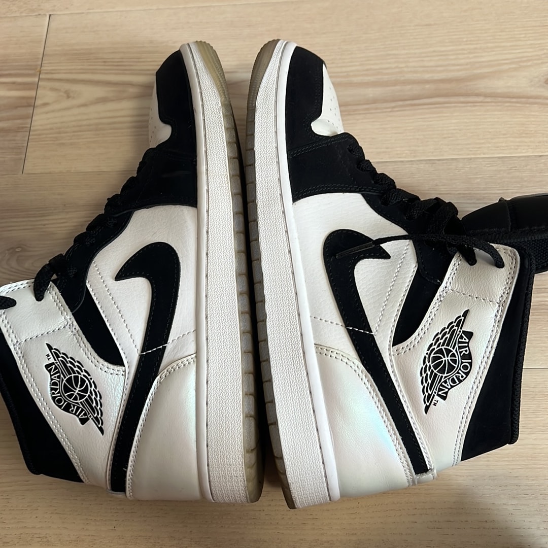 Nike Air Jordan 1 Mid "Omega/Black/White"