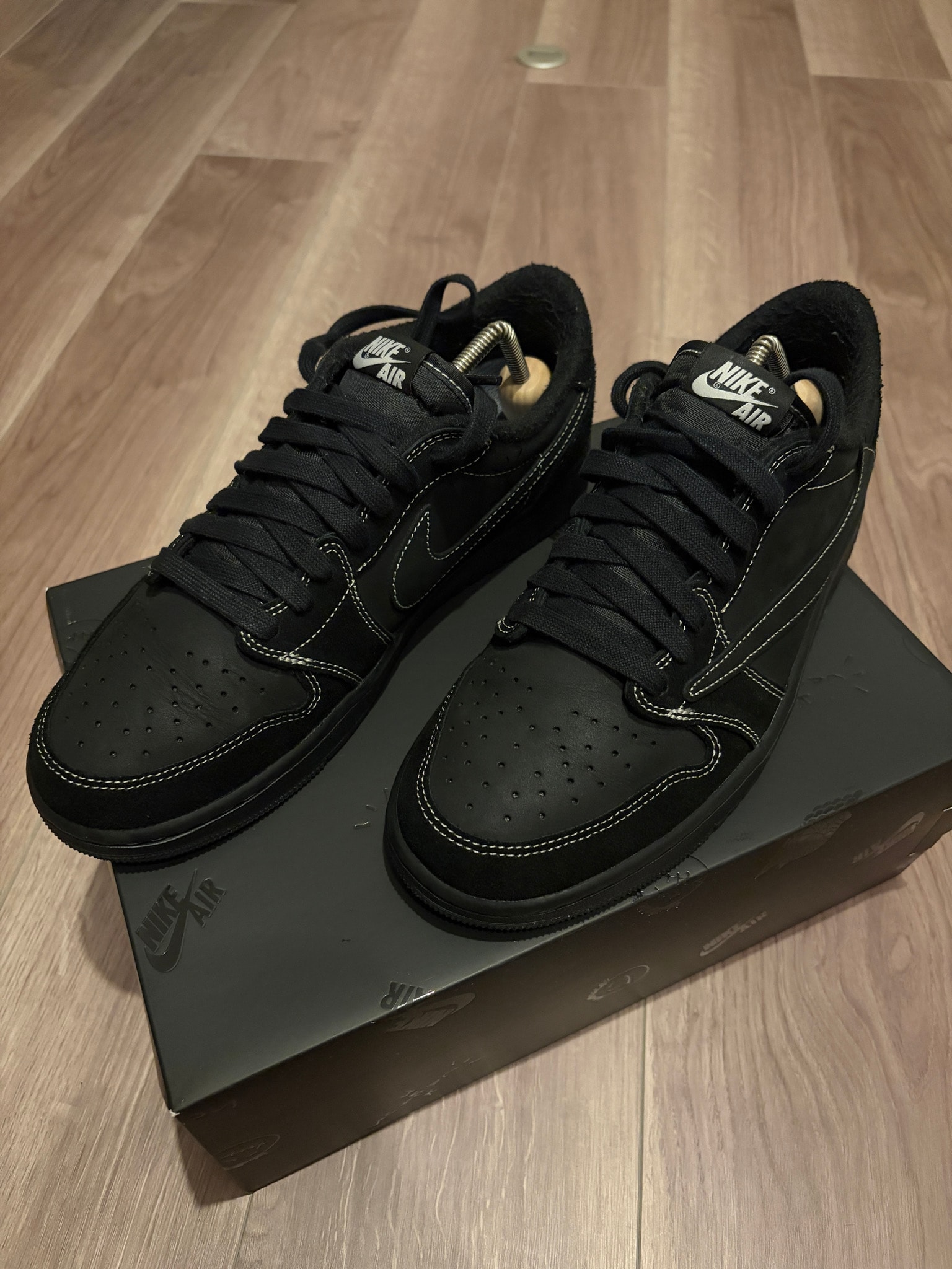 Travis Scott × Nike Air Jordan 1 Low OG SP "Black Phantom"
