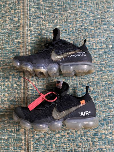 Off-White × Nike Air Vapormax "Black/Total Orange/Clear"