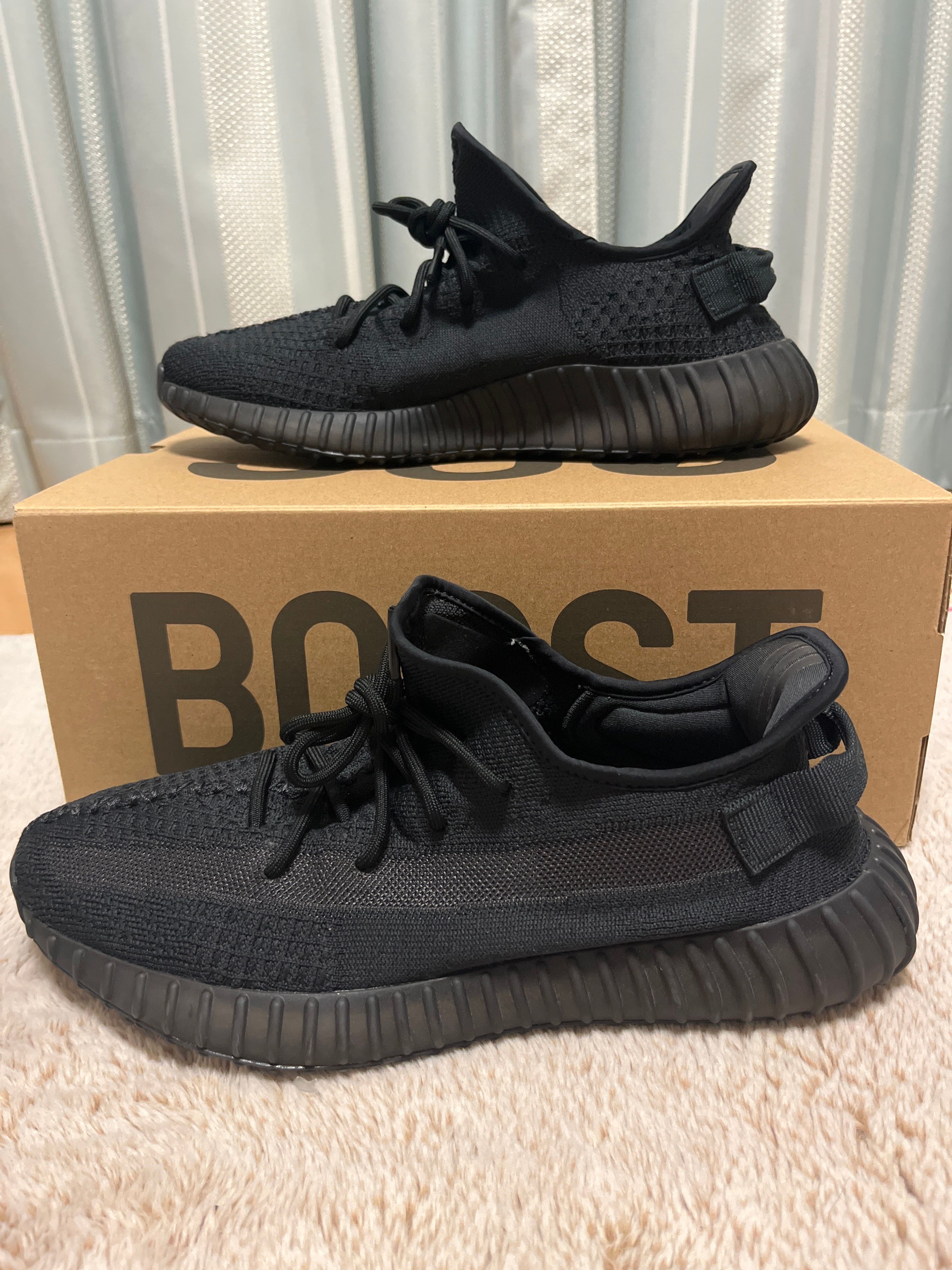 adidas YEEZY Boost 350V2 "Onyx"