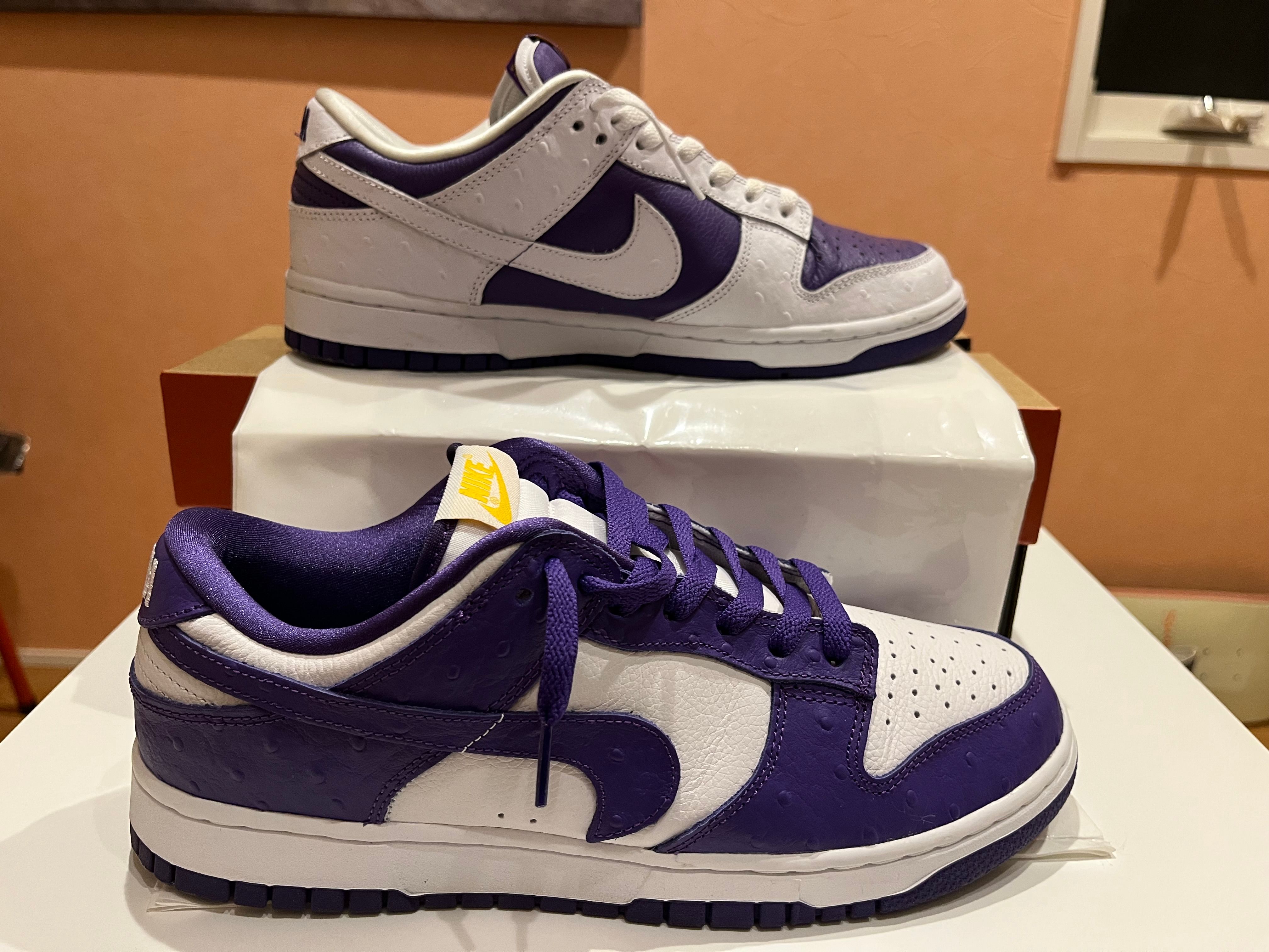 Nike Women's Dunk Low "Made You Look"