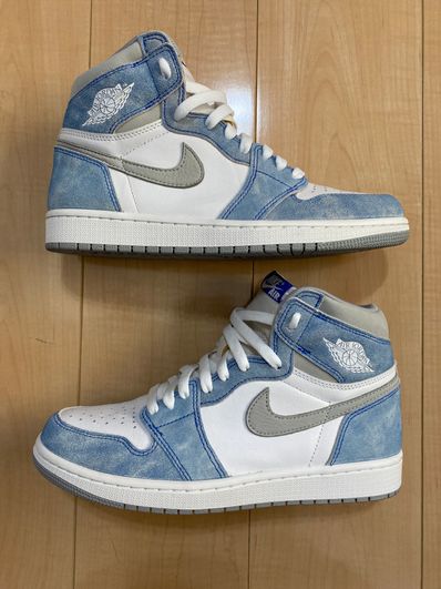 Nike Air Jordan 1 High OG "Hyper Royal"