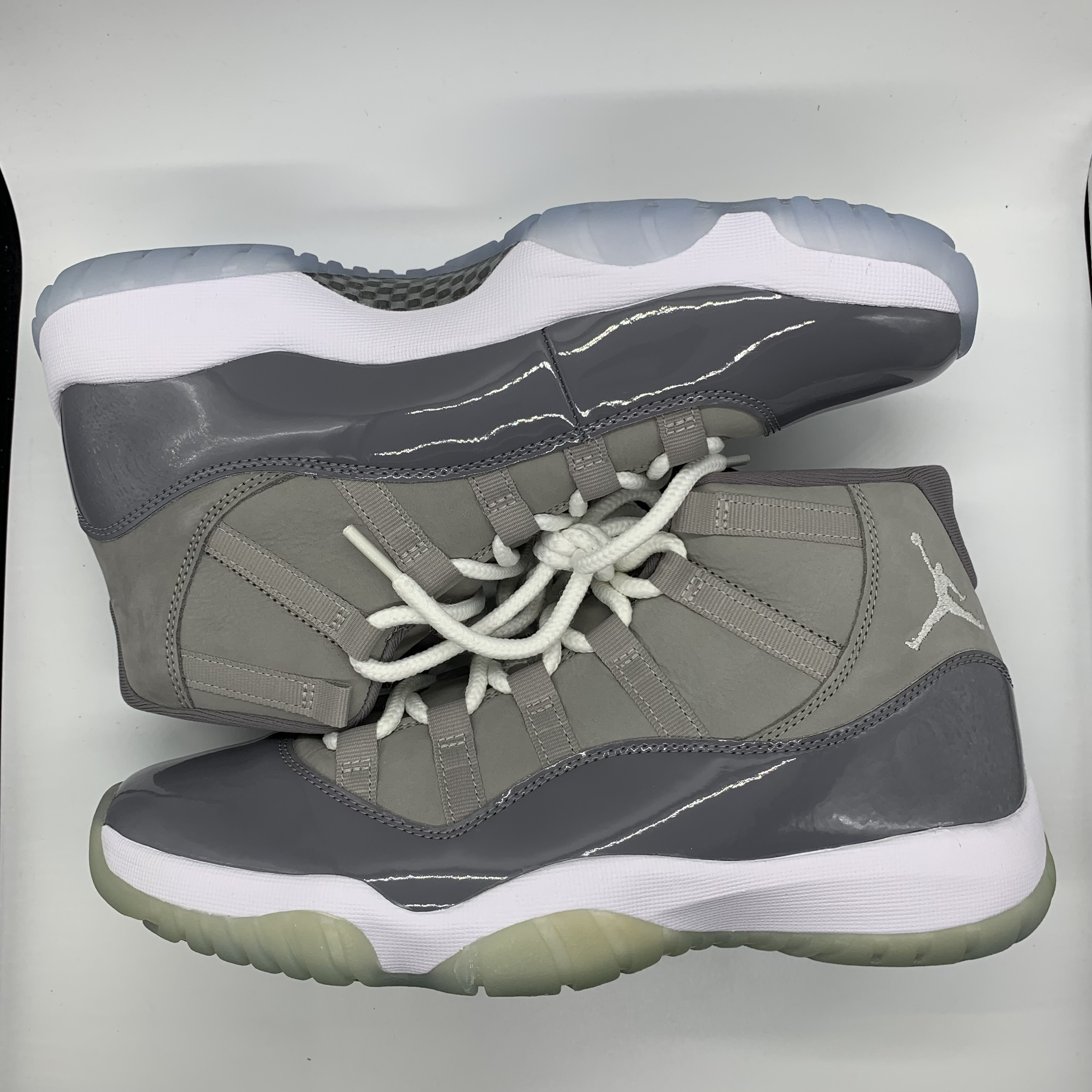 Nike Air Jordan 11 Retro "Cool Grey"
