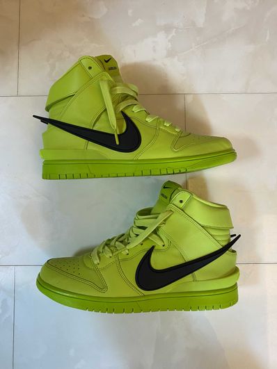 AMBUSH × NIKE DUNK HIGH "FLASH LIME"