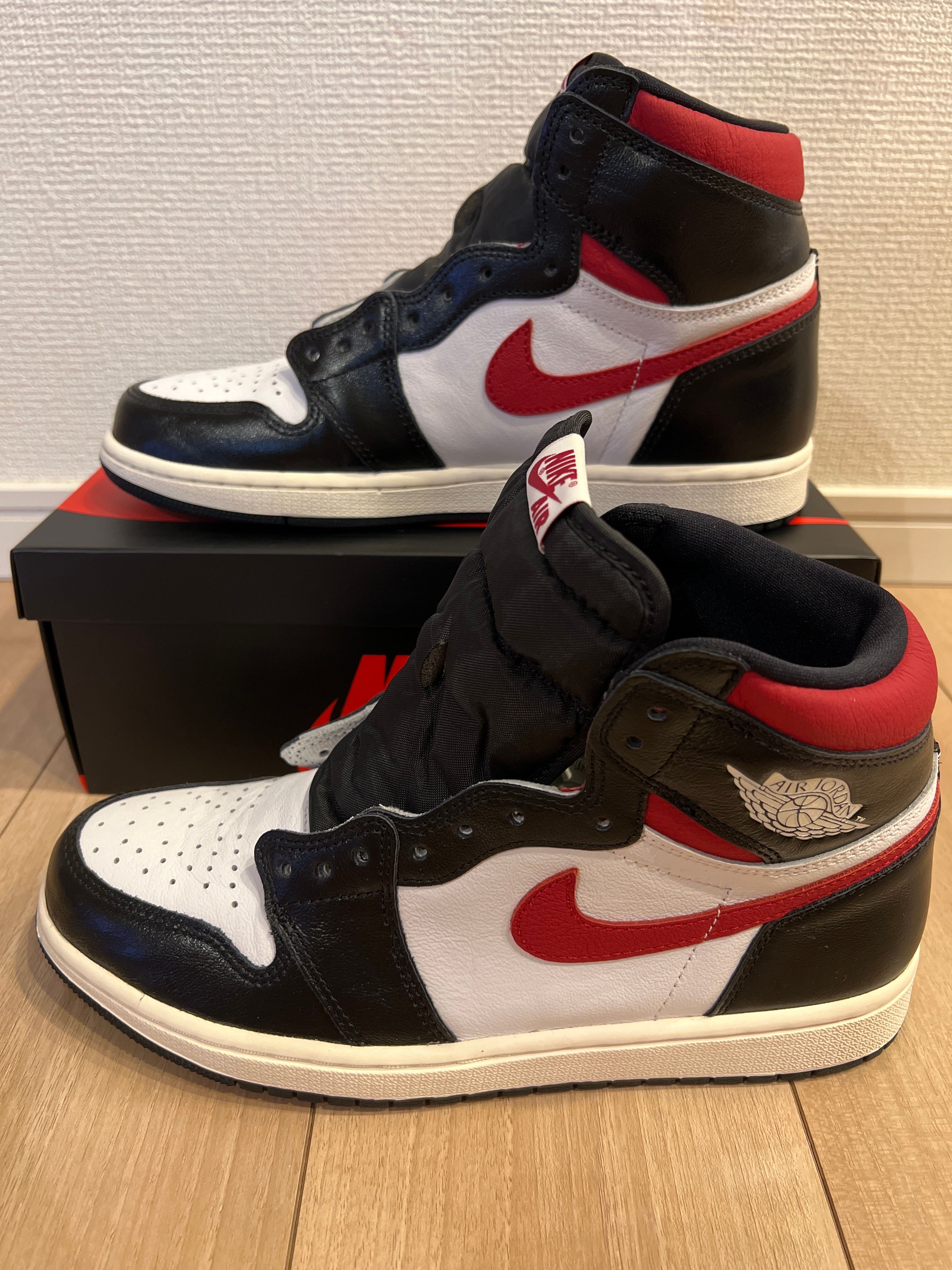 Nike Air Jordan 1 Retro High "Black/White/Sail/Gym Red"