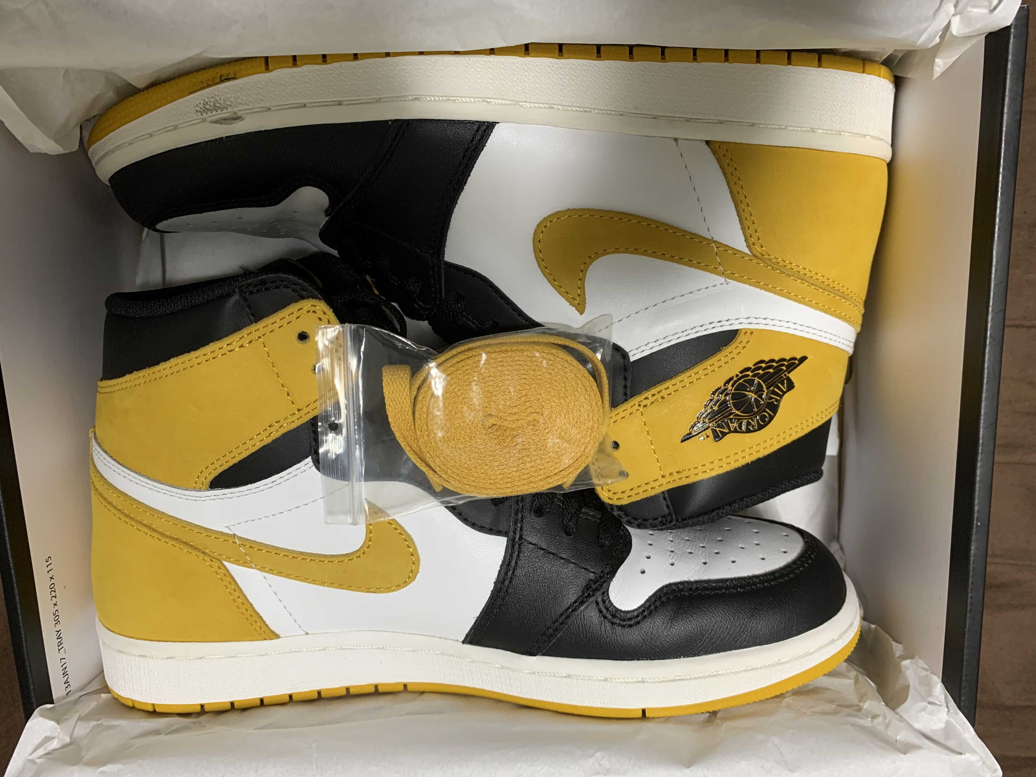 Nike Air Jordan 1 Retro High OG "Black Toe/Yellow Ochre"