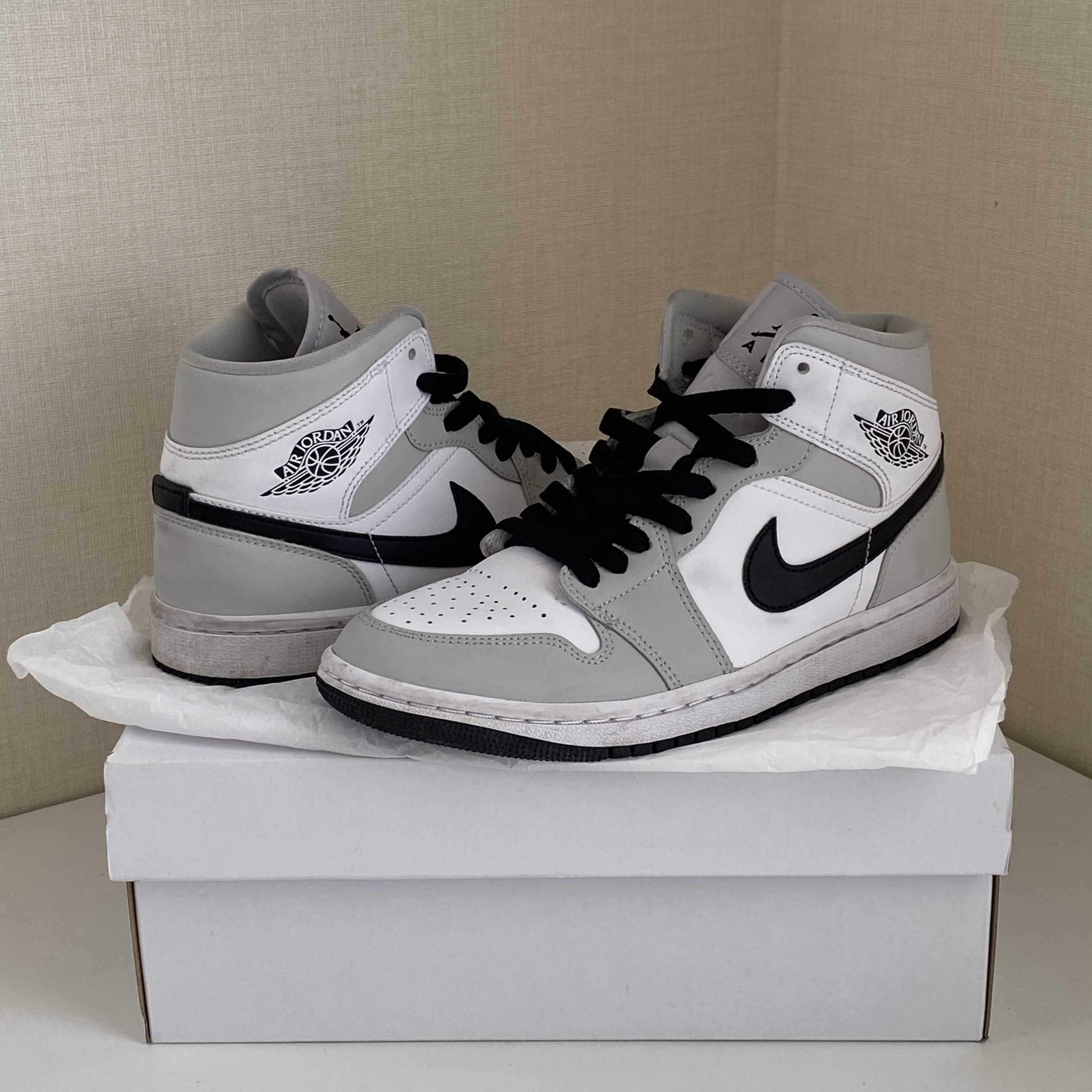 Nike Women's Air Jordan 1 Mid "Grey Fog/White/Black"