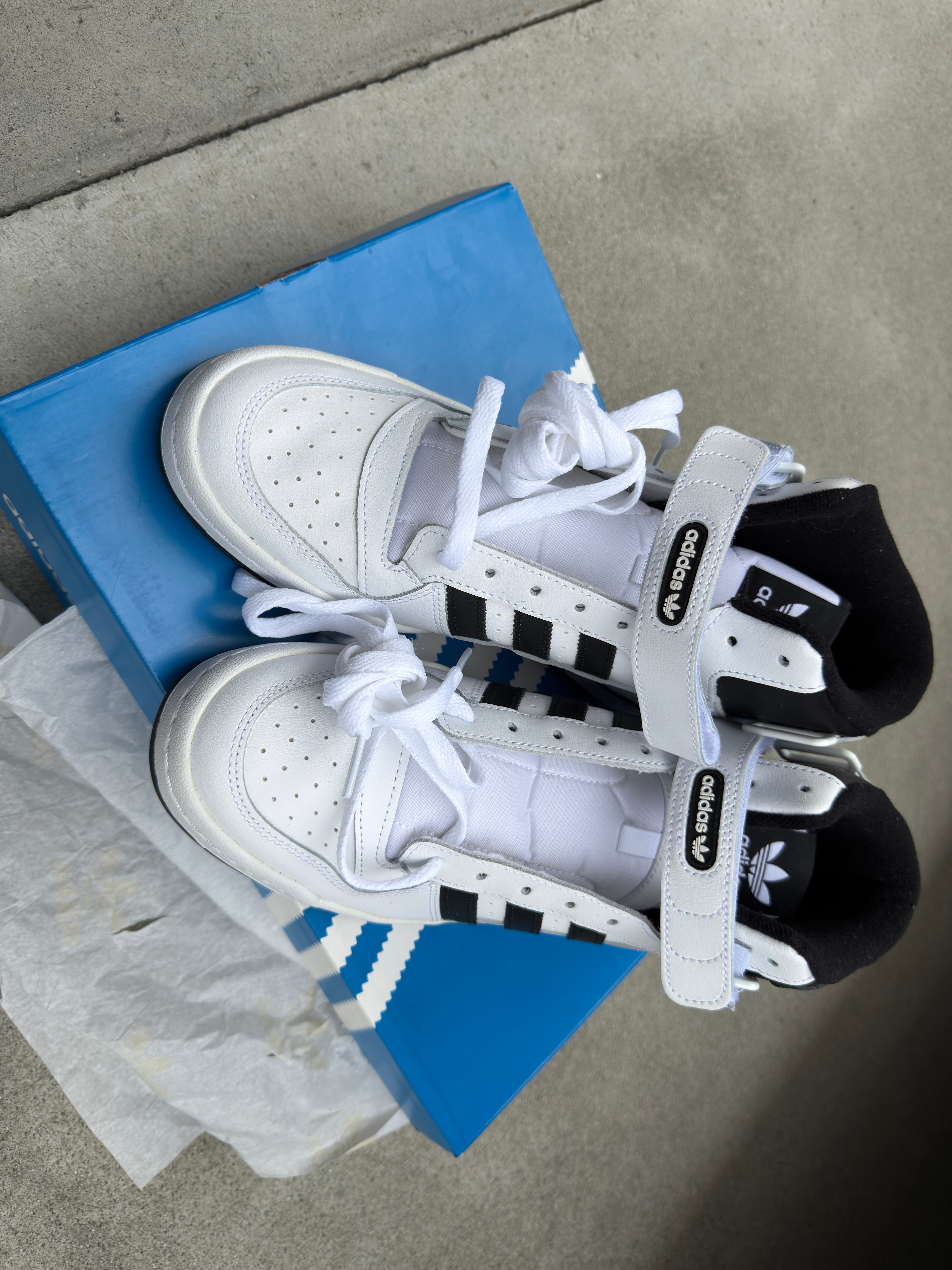 adidas Forum Mid "White Black"