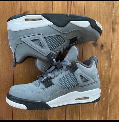 Nike Air Jordan 4
