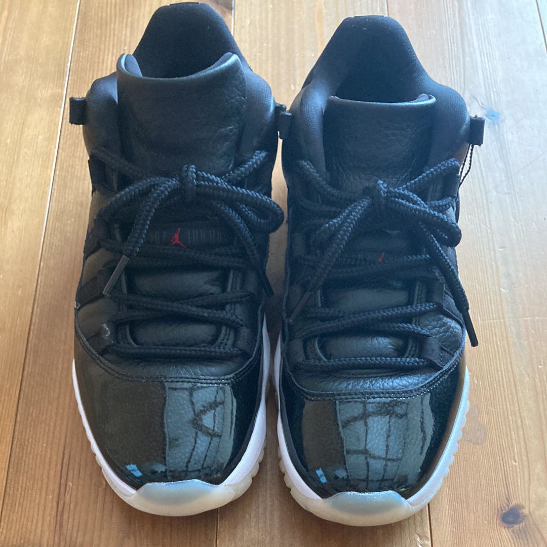 Nike Air Jordan 11 Low "72-10"