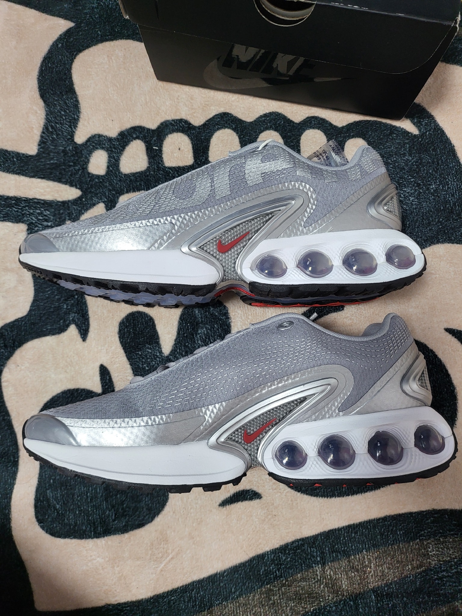 Supreme × Nike Air Max DN "Metallic Silver/University Red/White"