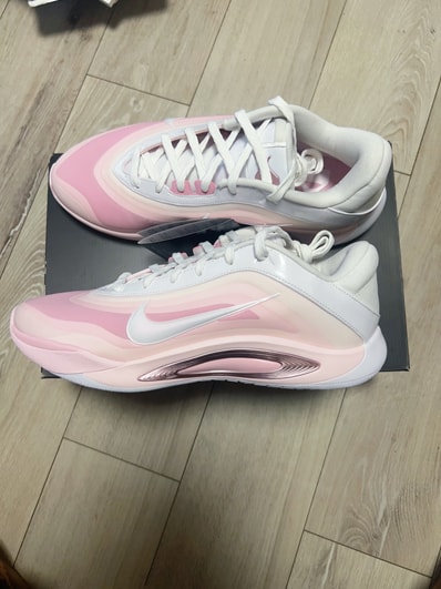 Nike Women's A'One "Birthday Cake" (FZ8606-101/FZ8605-101)