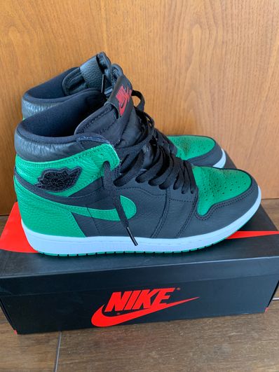 Nike Air Jordan 1 Retro High OG "Black/Pine Green" (2020)