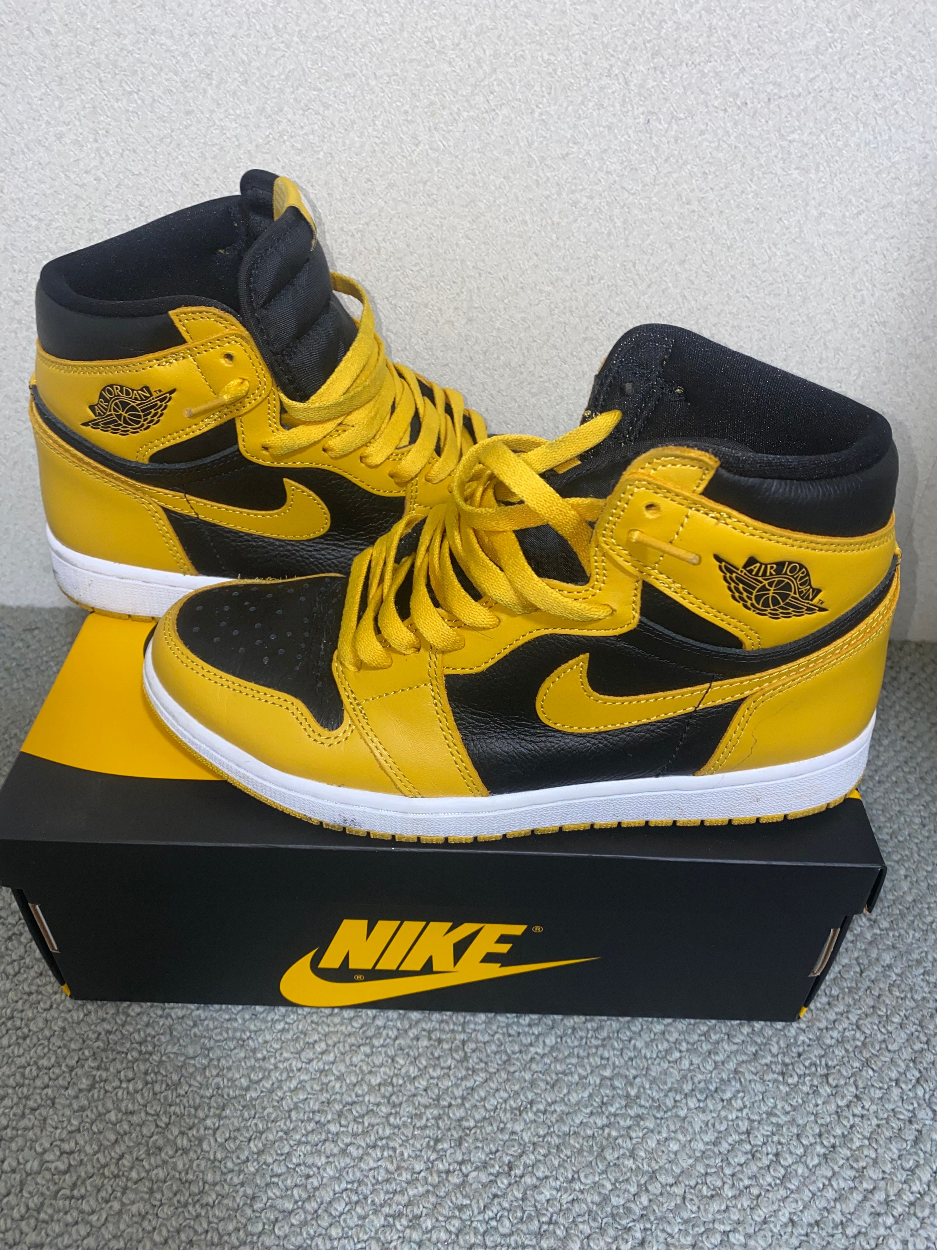 Nike Air Jordan 1 High OG "Pollen" 