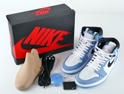 Nike Air Jordan 1 High OG "University Blue"