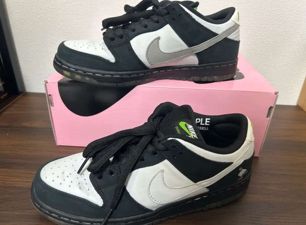 STAPLE × Nike SB Dunk Low "Pigeon Black/White"