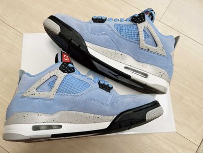 Nike Air Jordan 4 "University Blue"