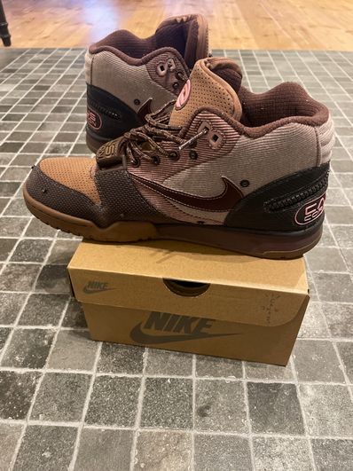 Travis Scott x Nike Air Trainer 1 SP "Archaeo Brown and Rust Pink"