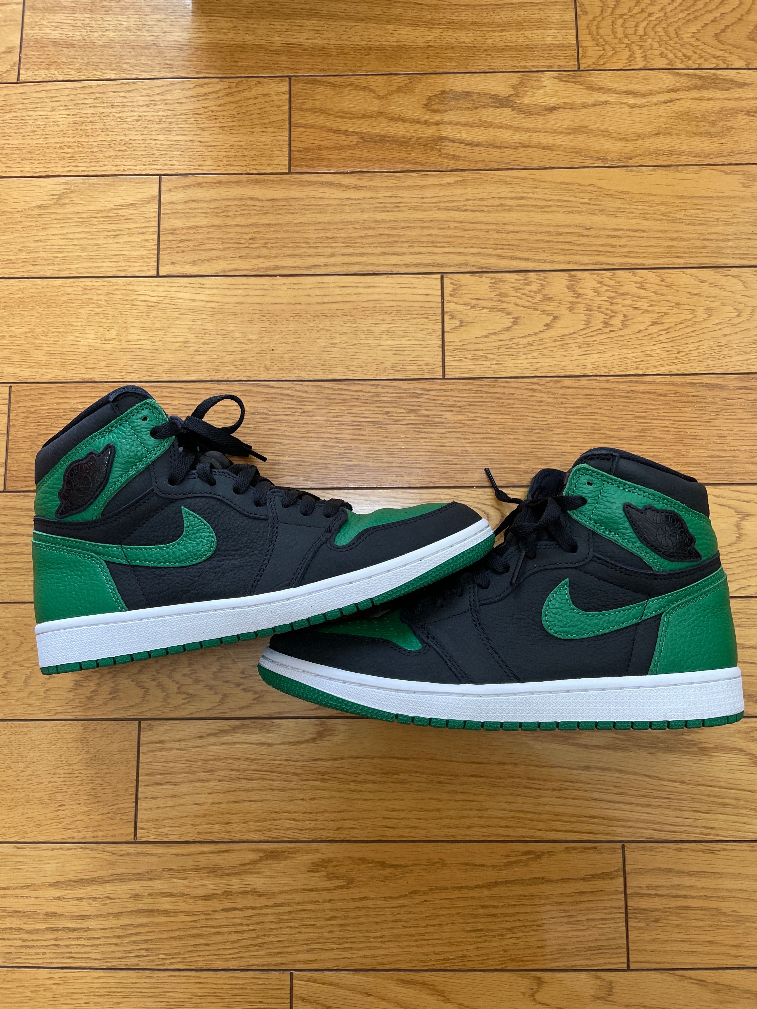Nike Air Jordan 1 Retro High OG "Black/Pine Green" (2020)