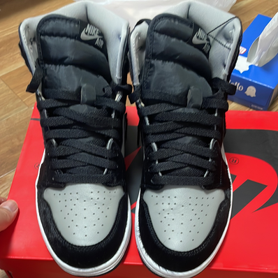 Nike Women's Air Jordan 1 Retro High OG "Medium Grey"