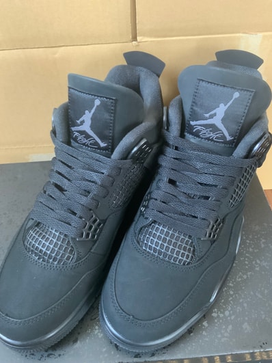Nike Air Jordan 4 Retro OG "Black Cat" (2025)