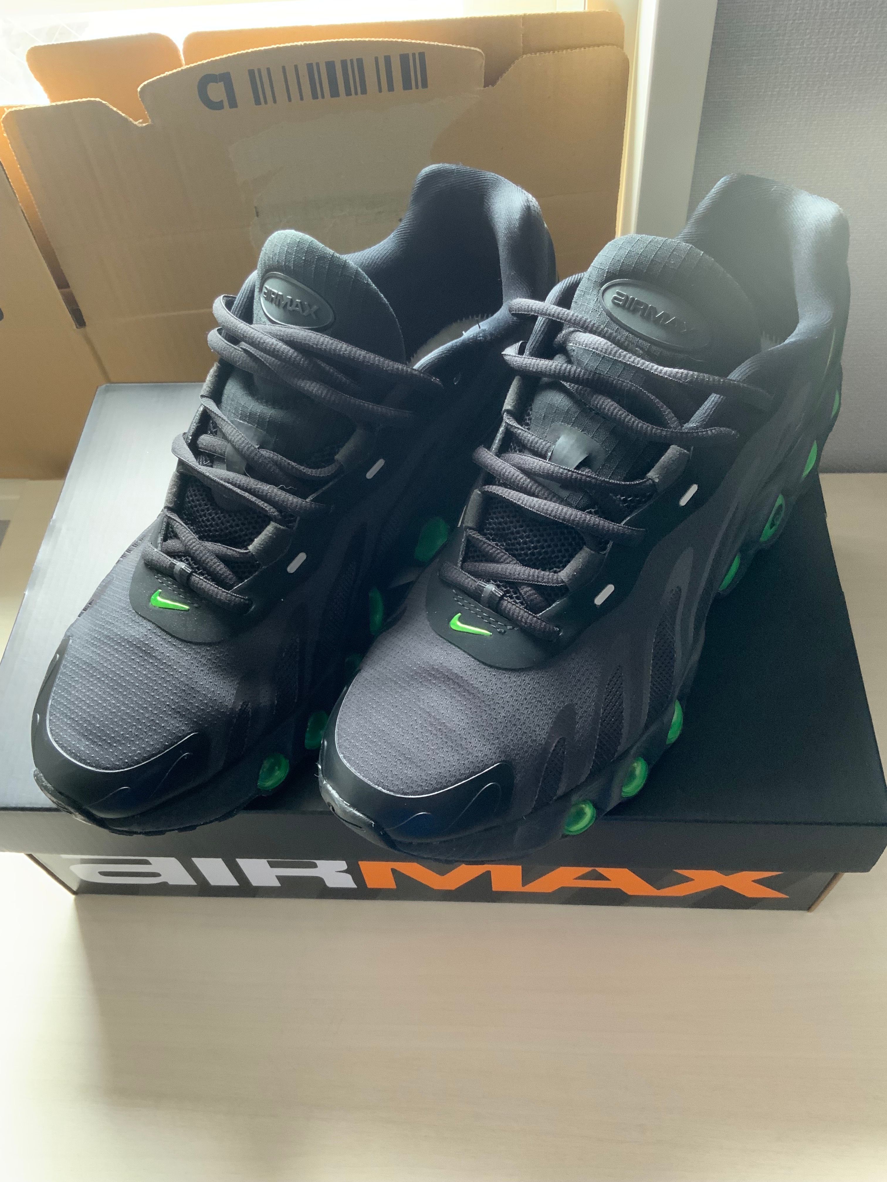 Nike Air Max DN8 "Black/Dark Smoke Grey/Black/Green Strike"